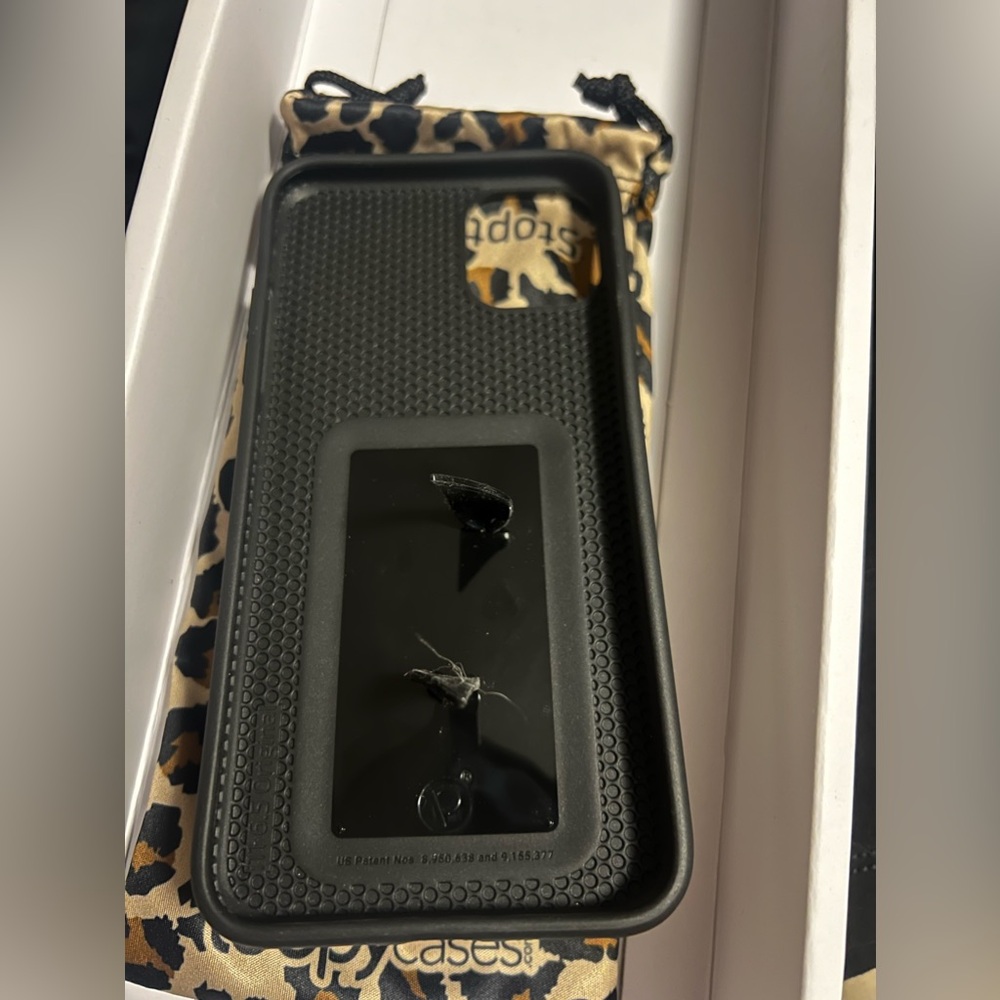 iPhone 11 Pro Max Loopy - Cheetah - Picture 2 of 3